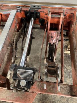 Βιομηχανικό αλυσοπρίονο Wood-mizer LT40 | Μηχανήματα πριονιστηρίου | Μηχανήματα ξυλουργικών εργασιών | Mgr.Marek Navrátilík