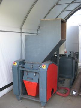 Θρυμματιστής και κατατεμαχιστής Mlyn na drevo CASTULIK MN300 |  Επεξεργασία υπολειμμάτων ξύλου | Μηχανήματα ξυλουργικών εργασιών | Ing.Častulík, s.r.o.